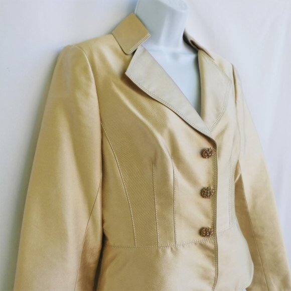 Kay Unger New York Skirt Suit Set SiLK Champagne Jewel Buttons Embroidered 6 - Picture 6 of 11